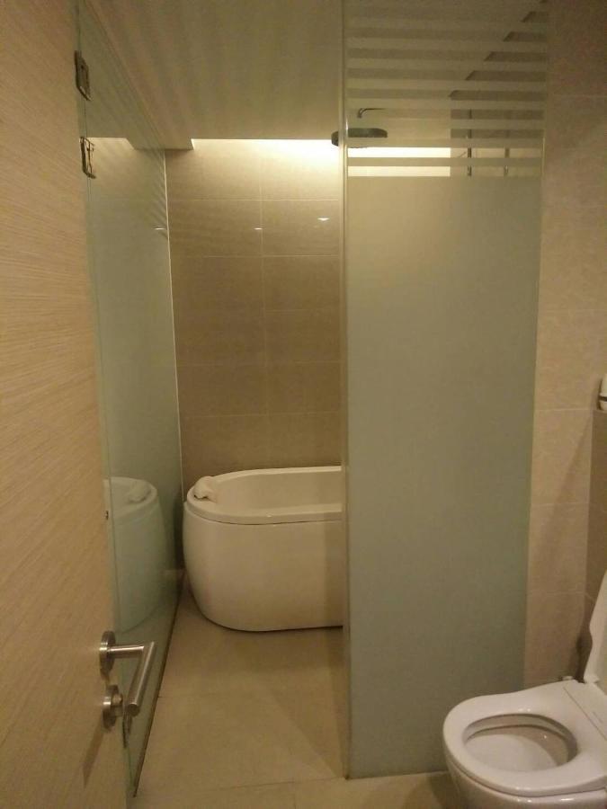 5 Stars 1 Bedroomtub Bathshower Downtown Near Emquartier Shopping Mall Holiday home *